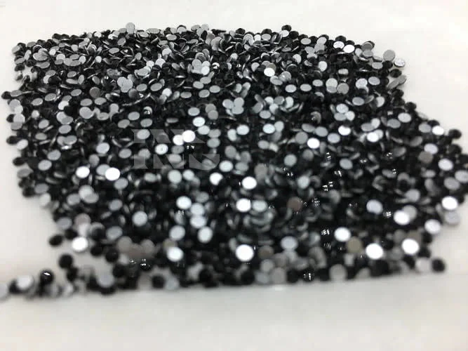 IONICA Crystal Rhinestones Black - Image 2