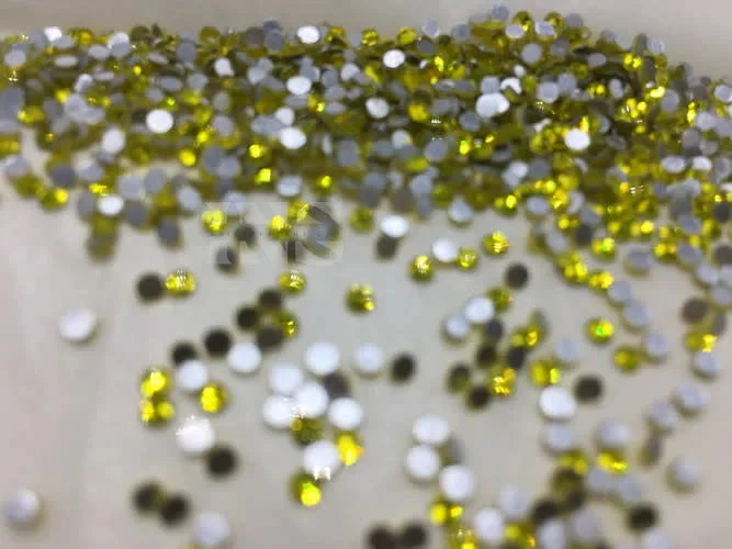 IONICA Crystal Rhinestones Lemon Yellow - Image 2
