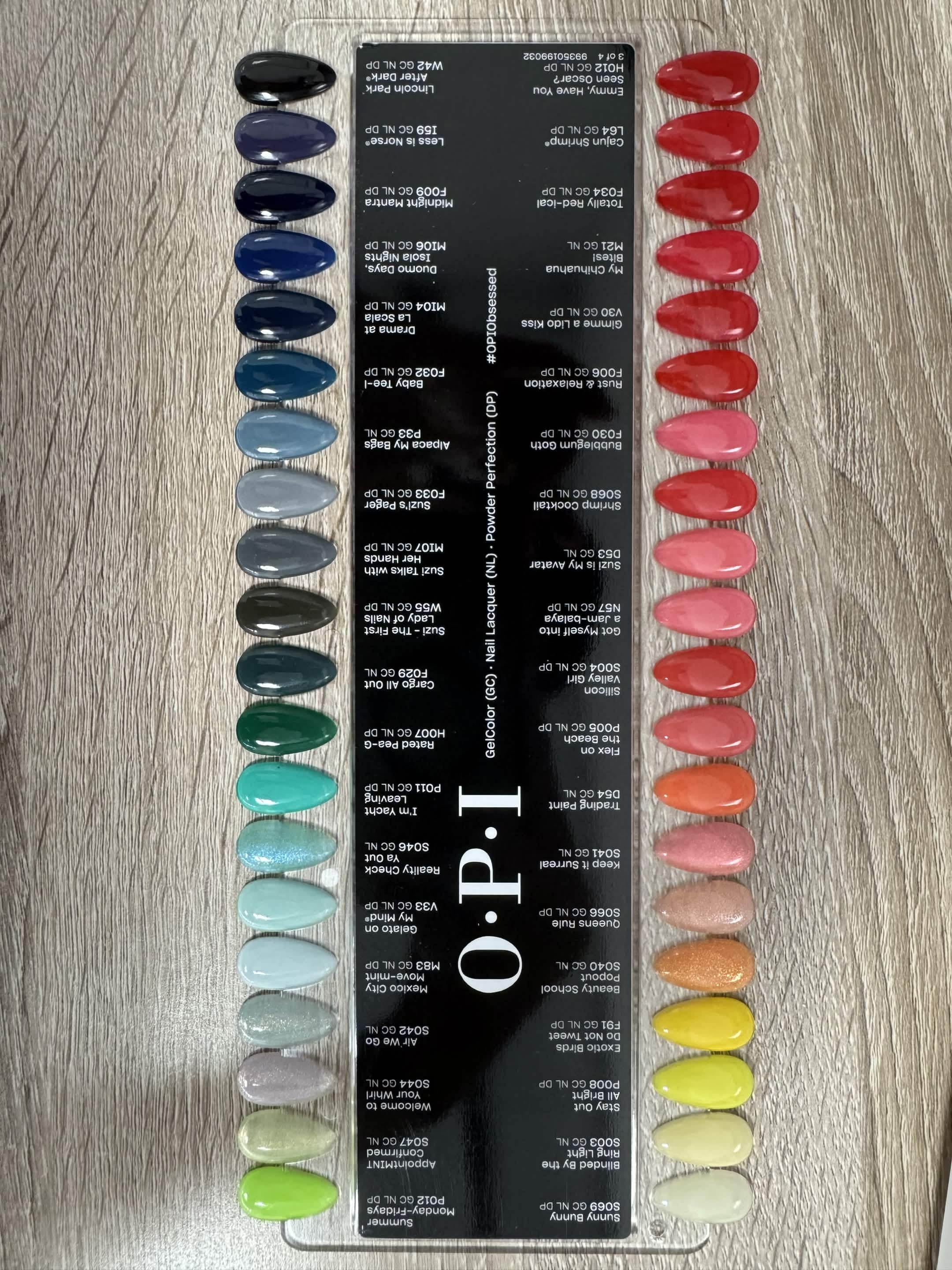 OPI  Chart 160 Colors  - Black (4 Pieces) - Image 3