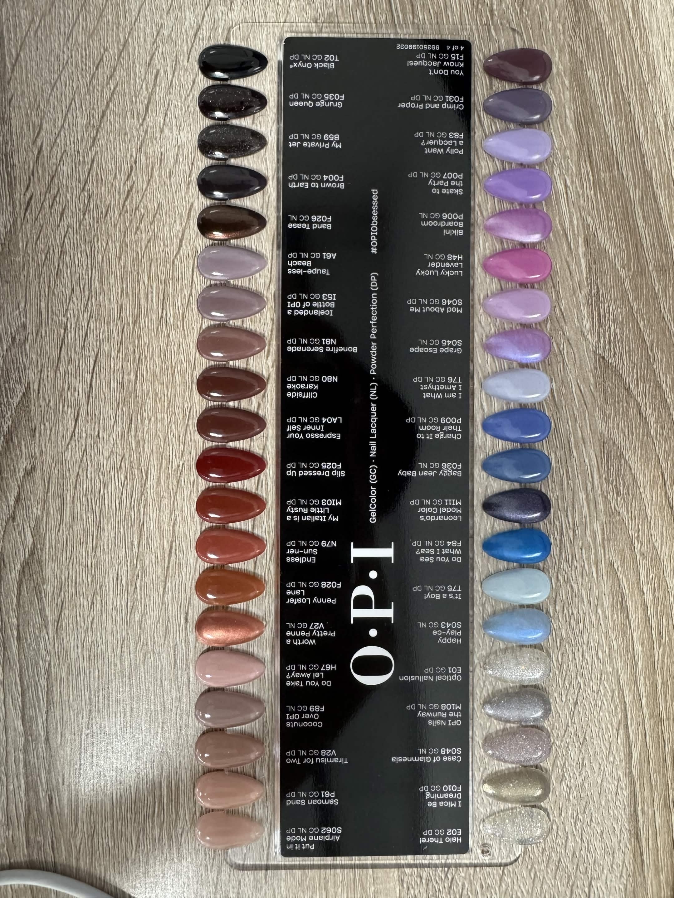 OPI  Chart 160 Colors  - Black (4 Pieces) - Image 4