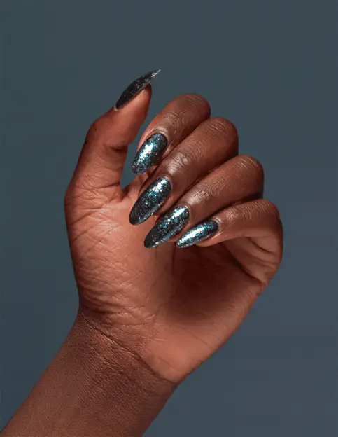 OPI Gel Color - Jewel Be Bold Holiday 2022 - OPI’m a Gem GC HPP14 - Image 4